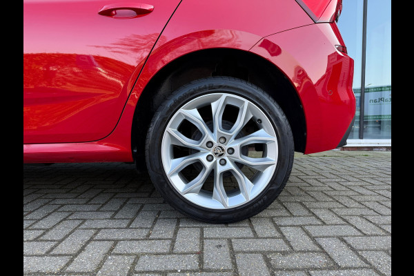 Škoda Kamiq 1.0 TSI Sport Business - Automaat - Navi - Panoramadak- Org.NL