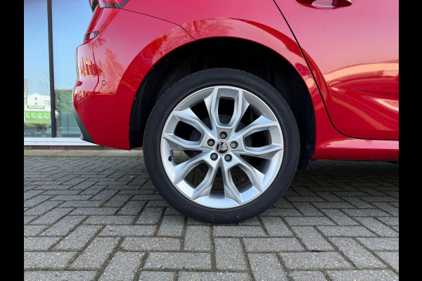 Škoda Kamiq 1.0 TSI Sport Business - Automaat - Navi - Panoramadak- Org.NL