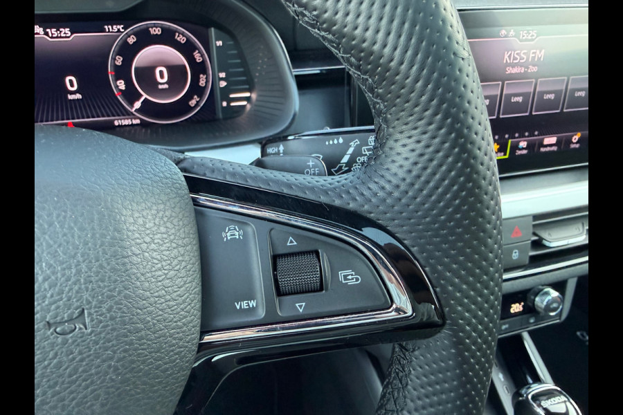 Škoda Kamiq 1.0 TSI Sport Business - Automaat - Navi - Panoramadak- Org.NL
