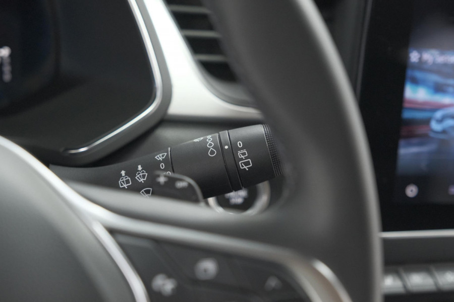 Renault Captur Mild Hybrid 140 EDC Techno | Camera | 9.3 Inch Groot Scherm | Stoelverwarming | Apple Carplay