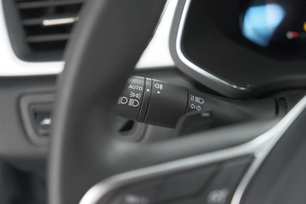 Renault Captur Mild Hybrid 140 EDC Techno | Camera | 9.3 Inch Groot Scherm | Stoelverwarming | Apple Carplay