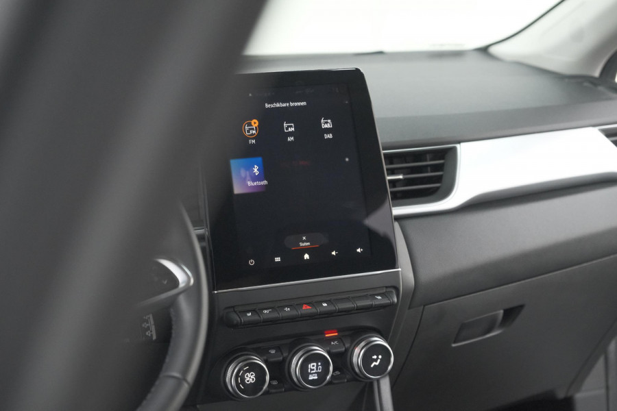 Renault Captur Mild Hybrid 140 EDC Techno | Camera | 9.3 Inch Groot Scherm | Stoelverwarming | Apple Carplay