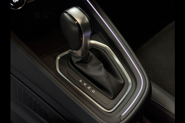 Renault Clio 1.3 TCe 130 Intens | Groot Navi | 360 | Stoel & Stuur verwarming | 17"| 100% Dealer onderhouden!