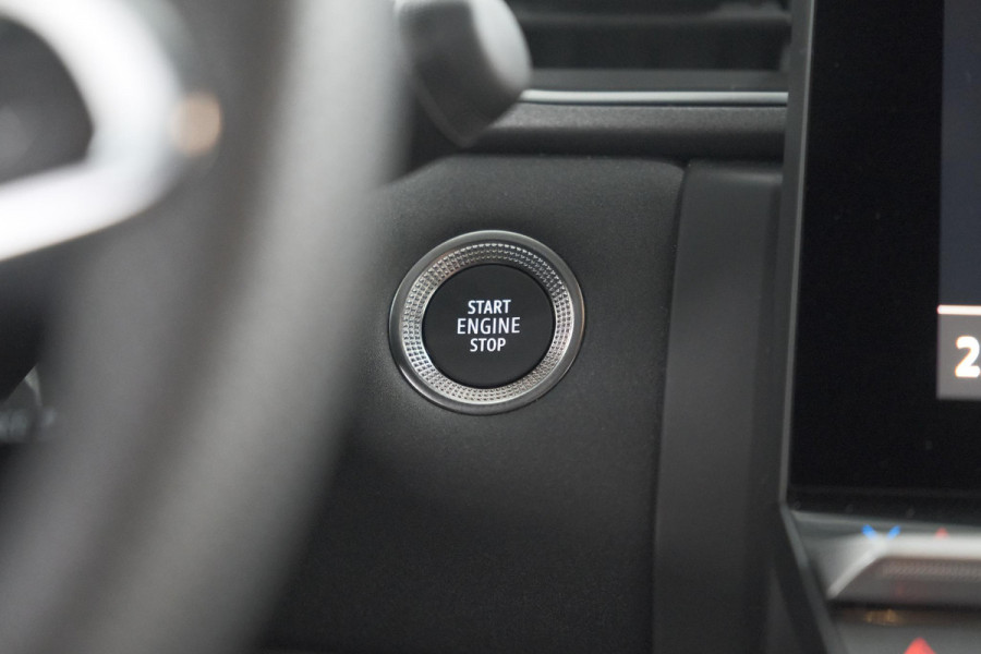 Renault Captur 1.8 E-Tech full hybrid 160 techno | Camera | Winterpakket | Adaptieve Cruise Control | Apple Carplay