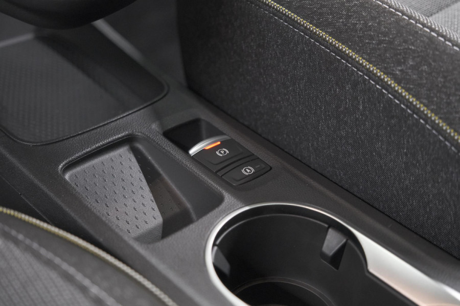 Renault Captur 1.8 E-Tech full hybrid 160 techno | Camera | Winterpakket | Adaptieve Cruise Control | Apple Carplay