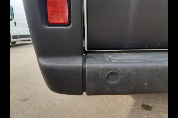 Peugeot Boxer 2.2 BlueHDi 140 Pk L2H2 Airco Cruise control Navigatie