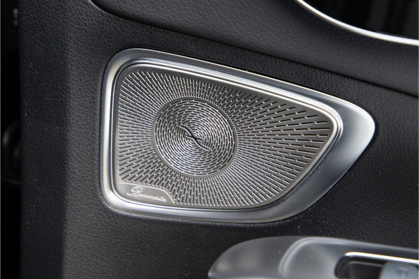 Mercedes-Benz C-Klasse 300 de AMG Premium, Pano, Burmester, Distronic, Memory 2025