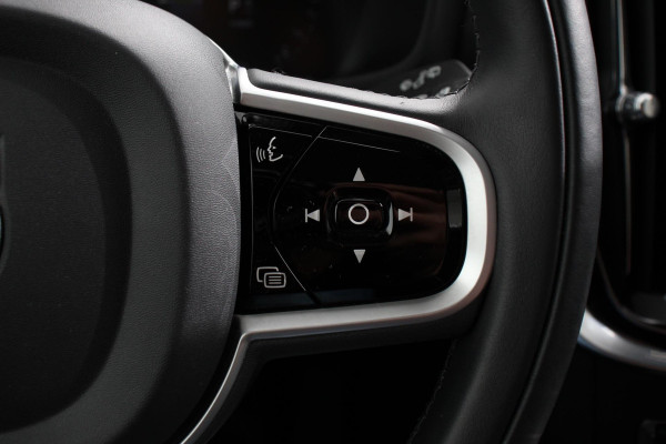 Volvo V60 2.0 T6 Recharge AWD R-Design | Navigatie | Harman Kardon | Camera | Adaptive Cruise Control | 19 Inch Lichtmetalen Velgen |