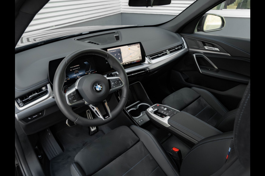 BMW X1 sDrive18i M-Sport - Camera - LED - Comfort Acces - Stoelverwarming