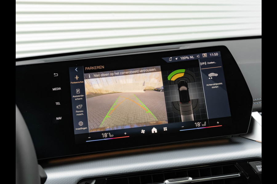 BMW X1 sDrive18i M-Sport - Camera - LED - Comfort Acces - Stoelverwarming