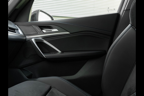 BMW X1 sDrive18i M-Sport - Camera - LED - Comfort Acces - Stoelverwarming