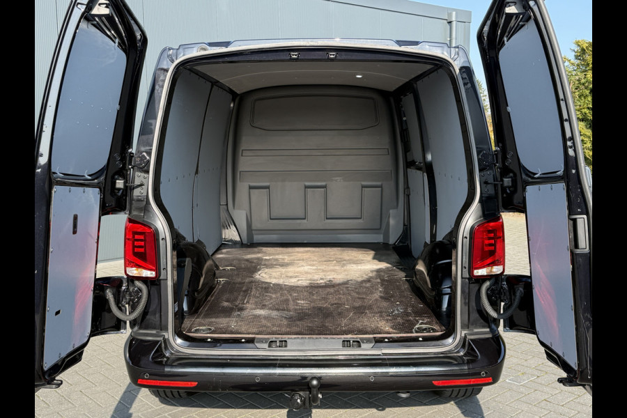 Volkswagen Transporter 2.0 TDI 204 PK BULLI / L2H1 / DSG AUT / 1e EIG. / 4 JAAR FABRIEKSGAR !! / STOELVERW / CAMERA / ADAPTIVE CRUISE / TREKHAAK