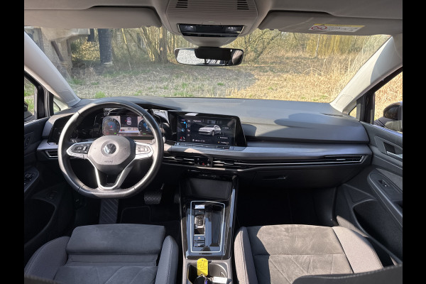 Volkswagen Golf 1.4 eHybrid 204PK DSG STYLE CAMERA/NAVI/IQ-LIGHT