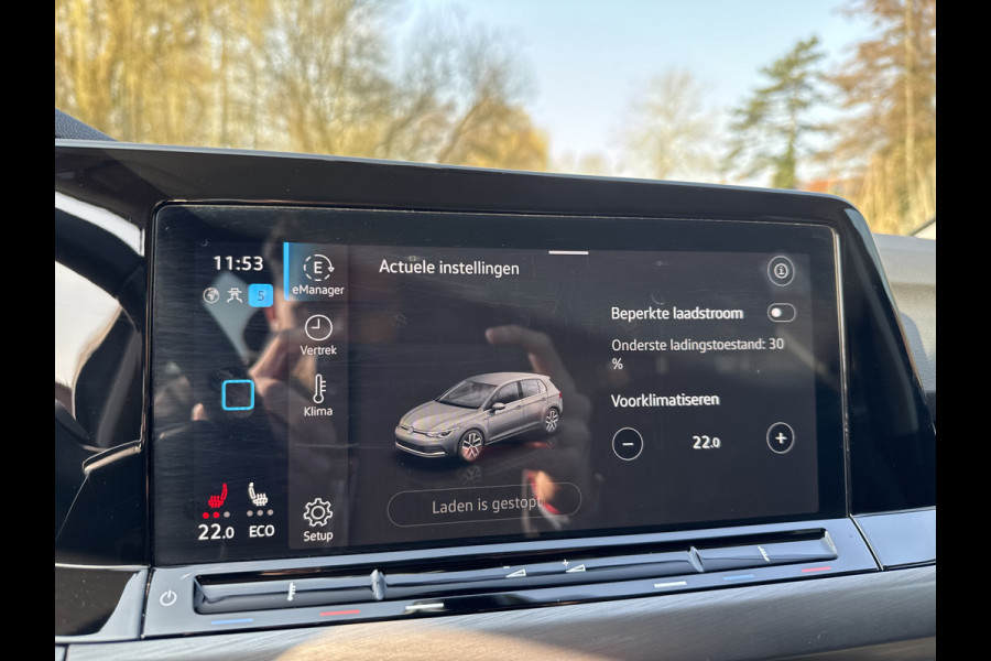 Volkswagen Golf 1.4 eHybrid 204PK DSG STYLE CAMERA/NAVI/IQ-LIGHT