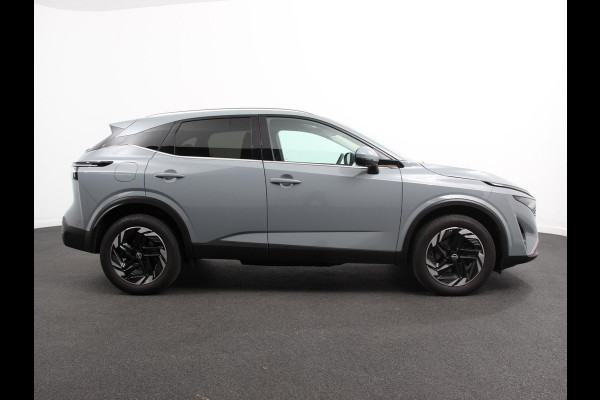 Nissan QASHQAI 1.3 MHEV Automaat N-Connecta | DEMO ! | Navigatie | Climate Control | Sfeerverlichting | Camera 360 | Led | Dab | Verwarmde voorstoelen | Adaptive Cruise Control | Digitale Cockpit | Lichtmetalen Velgen