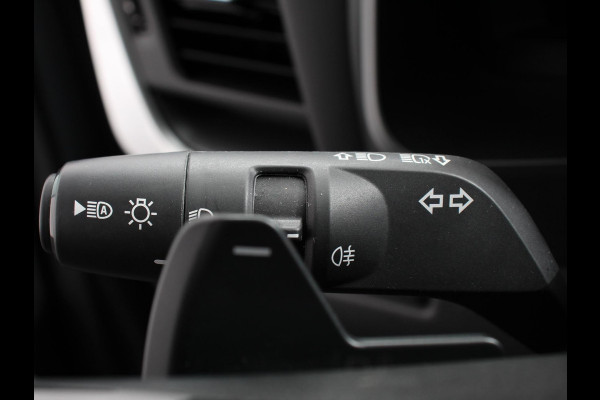 Nissan QASHQAI 1.3 MHEV Automaat N-Connecta | DEMO ! | Navigatie | Climate Control | Sfeerverlichting | Camera 360 | Led | Dab | Verwarmde voorstoelen | Adaptive Cruise Control | Digitale Cockpit | Lichtmetalen Velgen