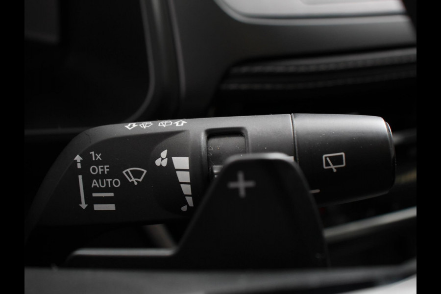 Nissan QASHQAI 1.3 MHEV Automaat N-Connecta | DEMO ! | Navigatie | Climate Control | Sfeerverlichting | Camera 360 | Led | Dab | Verwarmde voorstoelen | Adaptive Cruise Control | Digitale Cockpit | Lichtmetalen Velgen