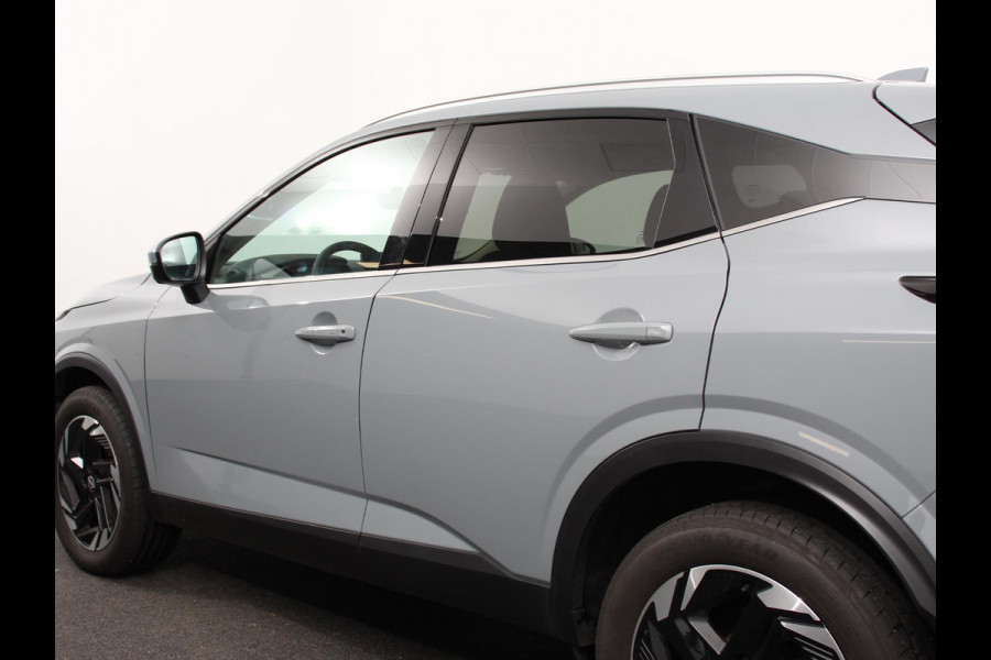Nissan QASHQAI 1.3 MHEV Automaat N-Connecta | DEMO ! | Navigatie | Climate Control | Sfeerverlichting | Camera 360 | Led | Dab | Verwarmde voorstoelen | Adaptive Cruise Control | Digitale Cockpit | Lichtmetalen Velgen