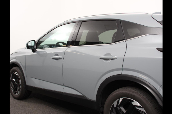 Nissan QASHQAI 1.3 MHEV Automaat N-Connecta | DEMO ! | Navigatie | Climate Control | Sfeerverlichting | Camera 360 | Led | Dab | Verwarmde voorstoelen | Adaptive Cruise Control | Digitale Cockpit | Lichtmetalen Velgen