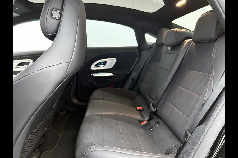 Mercedes-Benz CLA-Klasse 250+ Launch Edition 85 kWh | Panoramadak | Multibeam LED | Memorypakket | Warmtepomp | Adaptieve Cruisecontrol | Nightpakket | Sierdelen aluminium | Smartphone integratie |