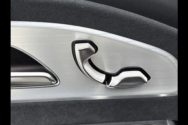 Mercedes-Benz CLA-Klasse 250+ Launch Edition 85 kWh | Panoramadak | Multibeam LED | Memorypakket | Warmtepomp | Adaptieve Cruisecontrol | Nightpakket | Sierdelen aluminium | Smartphone integratie |