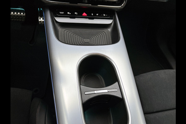 Mercedes-Benz CLA-Klasse 250+ Launch Edition 85 kWh | Panoramadak | Multibeam LED | Memorypakket | Warmtepomp | Adaptieve Cruisecontrol | Nightpakket | Sierdelen aluminium | Smartphone integratie |