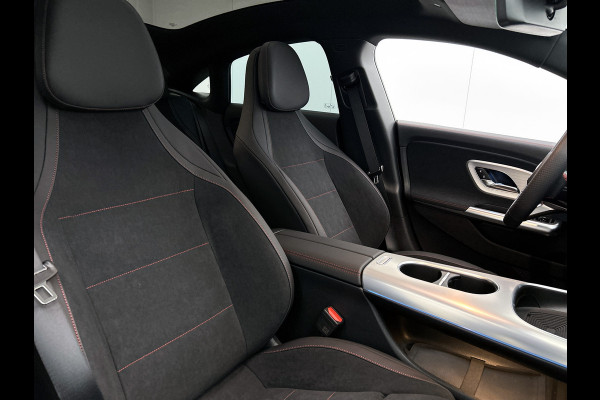 Mercedes-Benz CLA-Klasse 250+ Launch Edition 85 kWh | Panoramadak | Multibeam LED | Memorypakket | Warmtepomp | Adaptieve Cruisecontrol | Nightpakket | Sierdelen aluminium | Smartphone integratie |