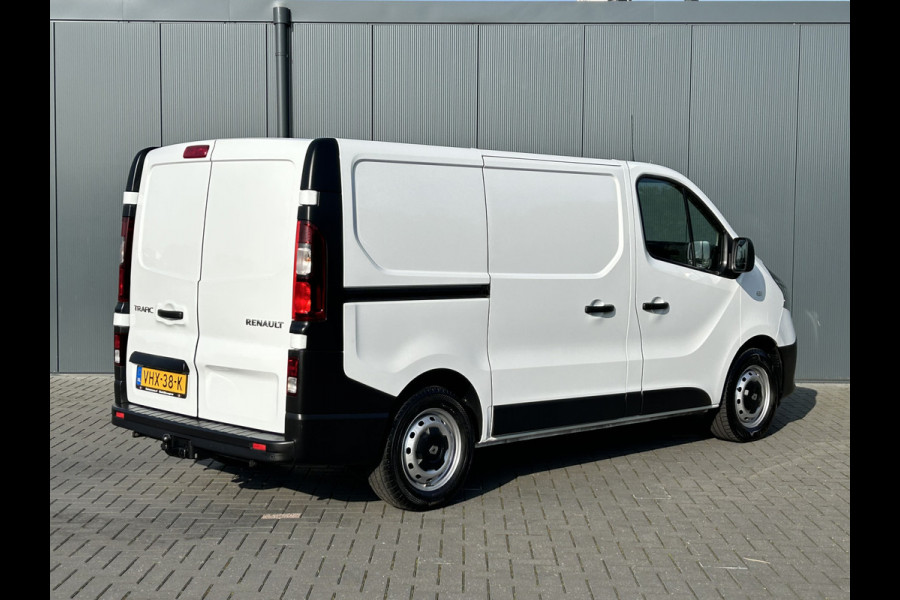 Renault Trafic 2.0 dCi 120 PK / L1H1 / 1e EIG. / 80.067 KM !! / 2x SCHUIFDEUR / TREKHAAK / AIRCO / CRUISE / NAVI