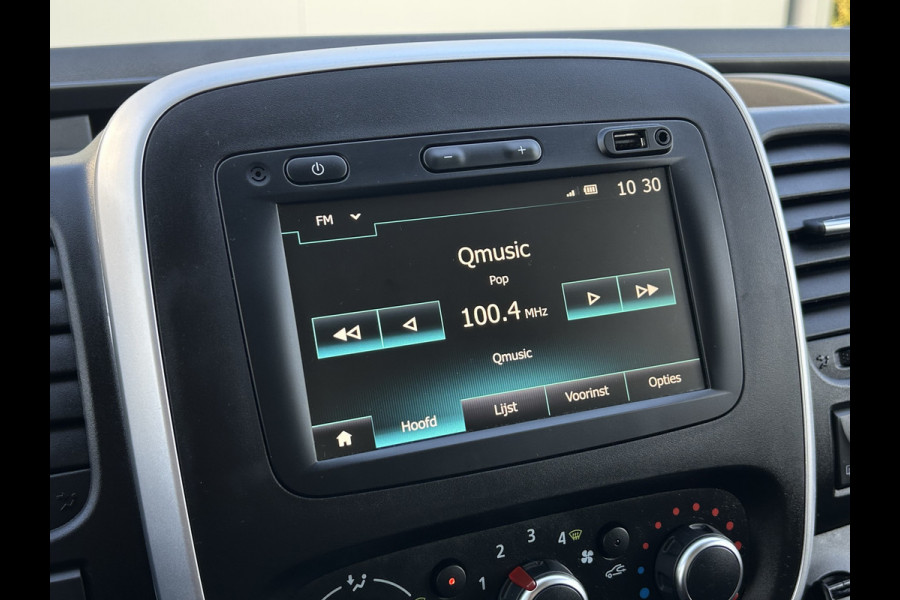 Renault Trafic 2.0 dCi 120 PK / L1H1 / 1e EIG. / 80.067 KM !! / 2x SCHUIFDEUR / TREKHAAK / AIRCO / CRUISE / NAVI