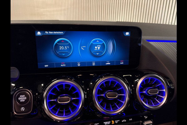 Mercedes-Benz GLA 180 AMG STYLING-PANORAMA-WIDESCREEN-SFEERVERLICHTING-COMPLEET