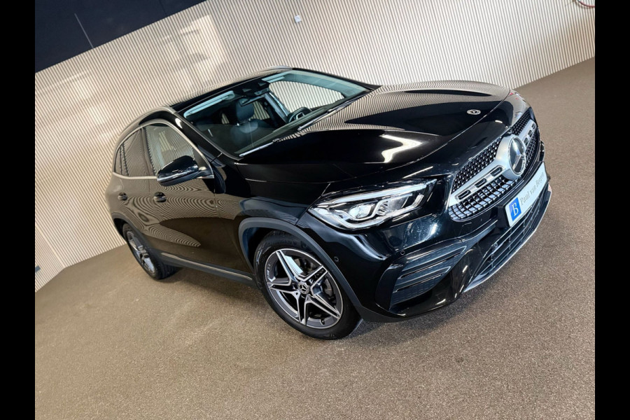 Mercedes-Benz GLA 180 AMG STYLING-PANORAMA-WIDESCREEN-SFEERVERLICHTING-COMPLEET