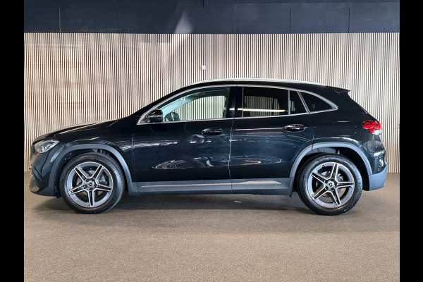 Mercedes-Benz GLA 180 AMG STYLING-PANORAMA-WIDESCREEN-SFEERVERLICHTING-COMPLEET