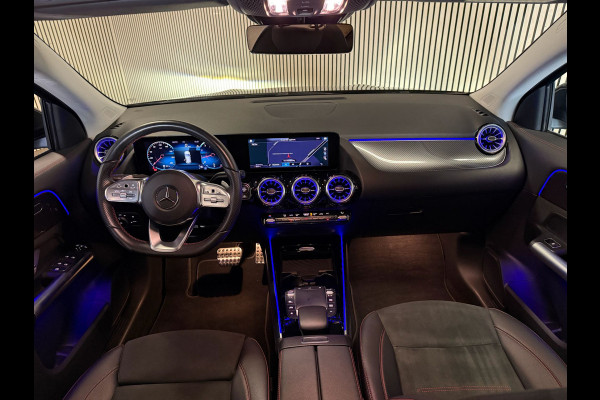 Mercedes-Benz GLA 180 AMG STYLING-PANORAMA-WIDESCREEN-SFEERVERLICHTING-COMPLEET