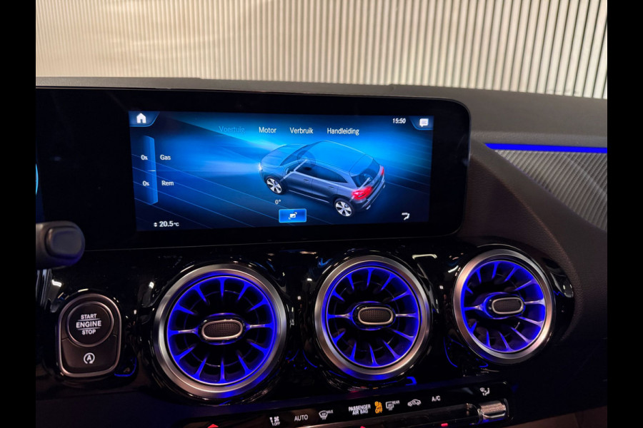 Mercedes-Benz GLA 180 AMG STYLING-PANORAMA-WIDESCREEN-SFEERVERLICHTING-COMPLEET