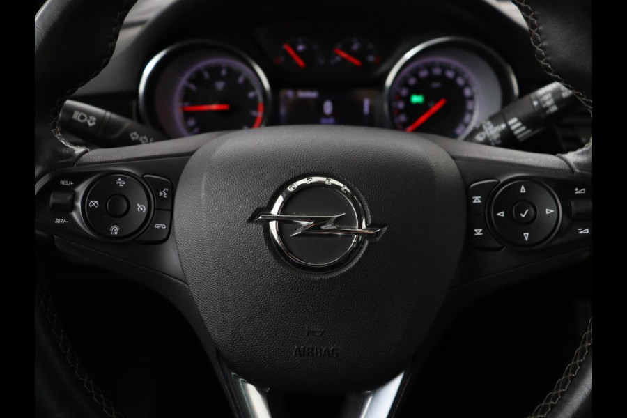 Opel Astra 1.0 Turbo Executive | Camera | Carplay | Half leder | Keyless | Navigatie | Dodehoek detectie | Park Assist | Climate control | Bluetooth | Cruise control