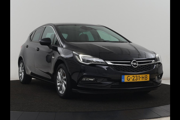 Opel Astra 1.0 Turbo Executive | Camera | Carplay | Half leder | Keyless | Navigatie | Dodehoek detectie | Park Assist | Climate control | Bluetooth | Cruise control