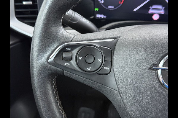 Opel Mokka T 131pk Elegance Navi Camera Apple Carplay Android PDC Auto bord-herkenning ECC Cruise Control Pdc Elegance Lmv Led Isofix Lane Assist Regen-Lichtsensor  Virtual Cockpit 1.2 turbo 1e Eigenaar (door ons-) Dealeronderhouden Origineel NLse auto