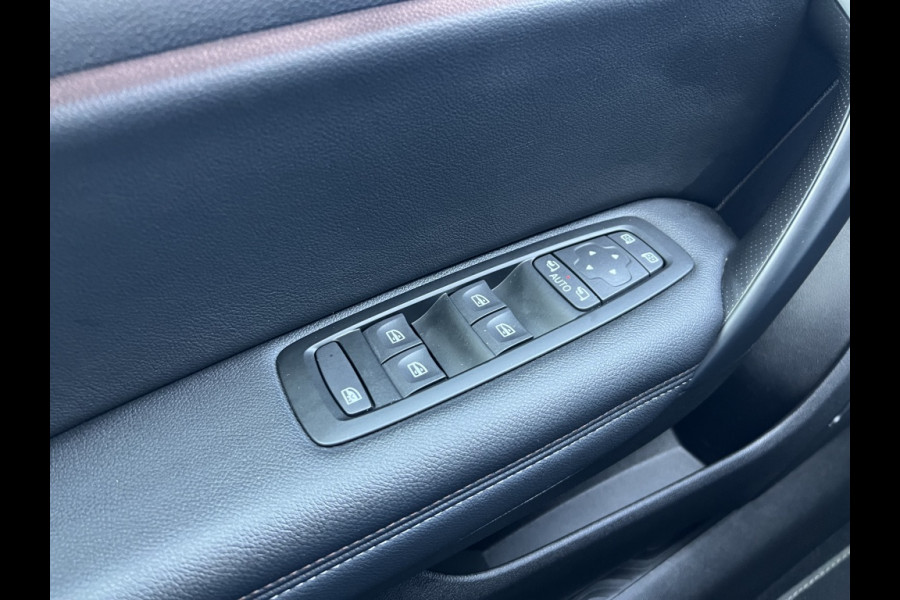 Renault Mégane Estate 1.6 ET PH 160 Edition one, LEDER, TREKHAAK, NAP, DEALERONDERHOUD