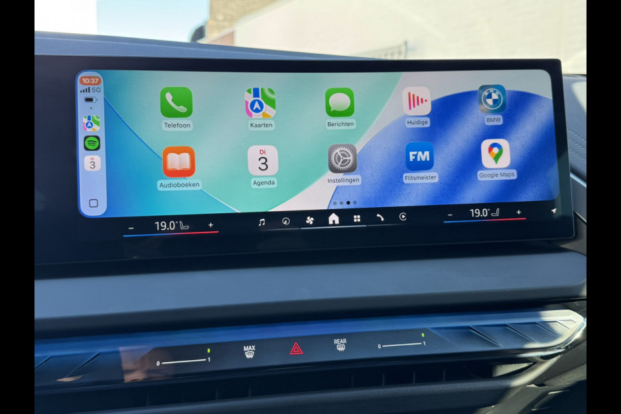 BMW X3 30e xDrive PHEV Fabrieksgarantie mei 2028 SOH 99% Clima Cruise Head-Up Stoelverwarming/ koeling Apple / Android 360 camera