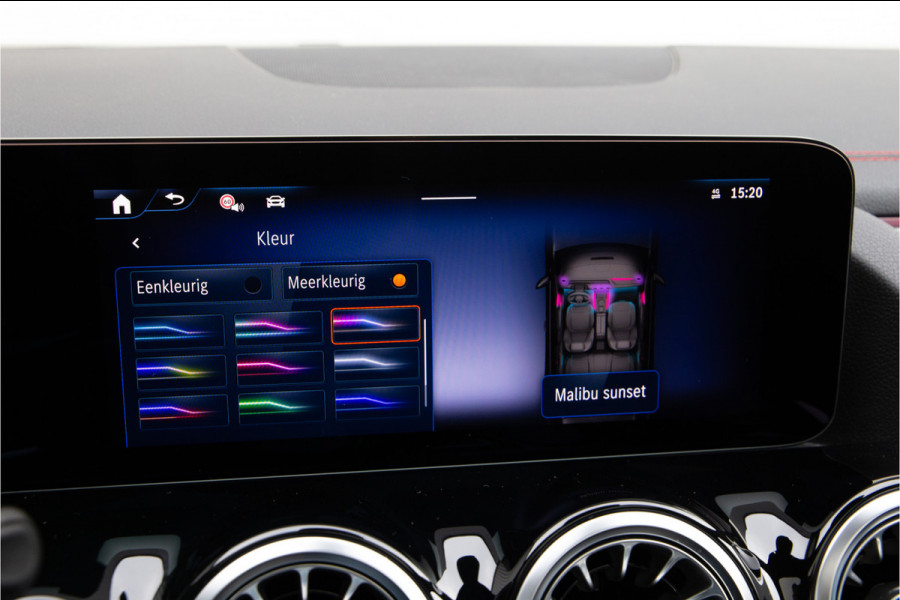 Mercedes-Benz EQA 350 4MATIC AMG Premium, Facelift, Pano, Memory, Distronic 294pk