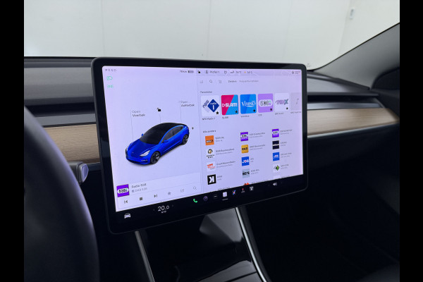 Tesla Model 3 SR+ 325PK Trekhaak AutoPilot Leer PanoramaDak Adaptive Cruise Lmv 18" Camera's Elektr.-Stuur+Stoelen+Spiegels+Geheugen+Easy-Entr Soh 83% Ecc Navi Led DAB Voorverwarmen interieur via App Keyless One-Pedal-Drive 1.000KG Trekgewicht 1e Eigenaar Origineel Nederlandse Auto Fabrieksgarantie op Accu en Motor tot 160.000km/04-12-2027