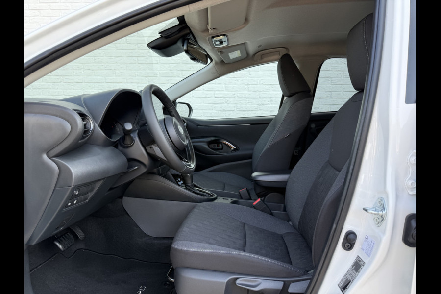 Toyota Yaris 1.5 Hybrid 115 Dynamic | ACC | CarPlay | Camera | LED | Winter-Pakket