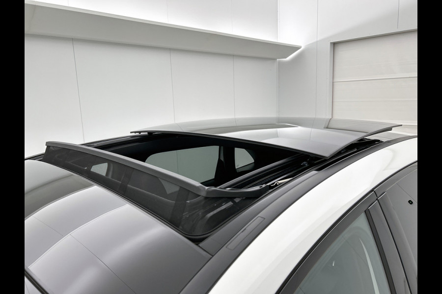 Mercedes-Benz B-Klasse 250 e Business Solution AMG AMG Line | Night Pakket | Panorama Schuif-Kanteldak | Memory Voorstoelen | Parkeerpakket met 360°-camera. MB-paasweekend
