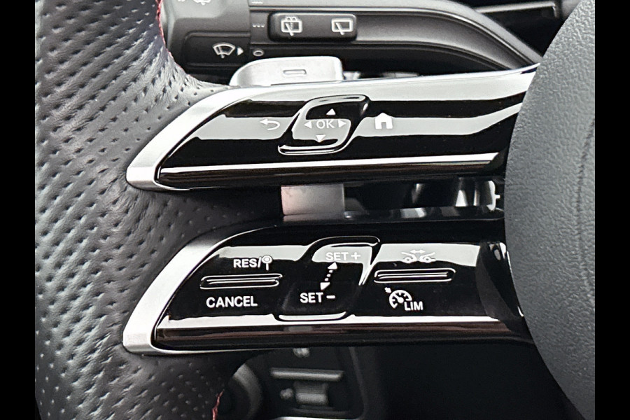 Mercedes-Benz B-Klasse 250 e Business Solution AMG AMG Line | Night Pakket | Panorama Schuif-Kanteldak | Memory Voorstoelen | Parkeerpakket met 360°-camera. MB-paasweekend