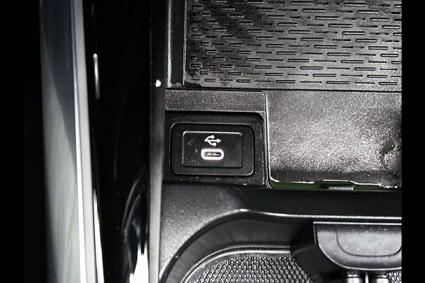 Mercedes-Benz B-Klasse 250 e Business Solution AMG AMG Line | Night Pakket | Panorama Schuif-Kanteldak | Memory Voorstoelen | Parkeerpakket met 360°-camera. MB-paasweekend