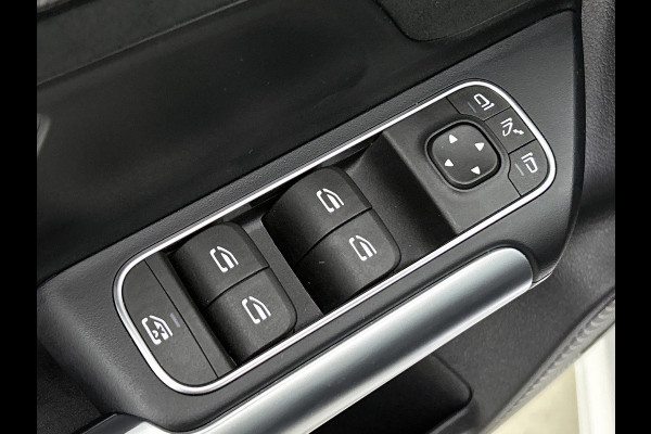 Mercedes-Benz B-Klasse 250 e Business Solution AMG AMG Line | Night Pakket | Panorama Schuif-Kanteldak | Memory Voorstoelen | Parkeerpakket met 360°-camera. MB-paasweekend