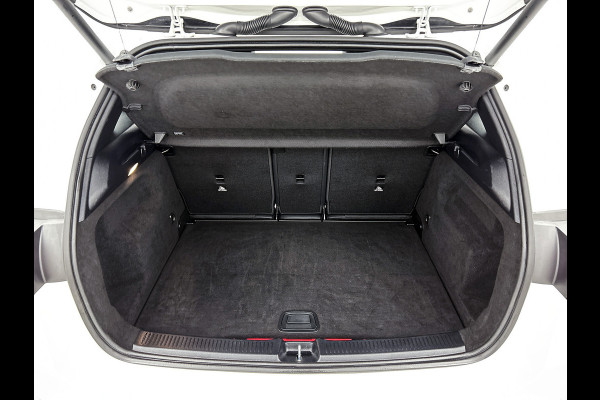 Mercedes-Benz B-Klasse 250 e Business Solution AMG AMG Line | Night Pakket | Panorama Schuif-Kanteldak | Memory Voorstoelen | Parkeerpakket met 360°-camera. MB-paasweekend