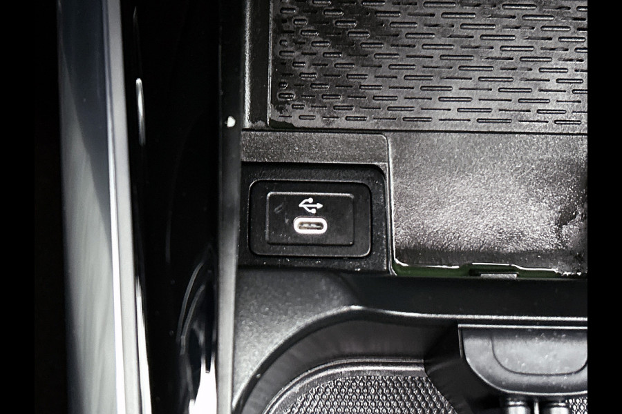 Mercedes-Benz B-Klasse 250 e Business Solution AMG AMG Line | Night Pakket | Panorama Schuif-Kanteldak | Memory Voorstoelen | Parkeerpakket met 360°-camera. MB-paasweekend