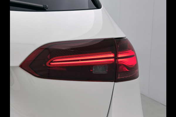 Mercedes-Benz B-Klasse 250 e Business Solution AMG AMG Line | Night Pakket | Panorama Schuif-Kanteldak | Memory Voorstoelen | Parkeerpakket met 360°-camera. MB-paasweekend