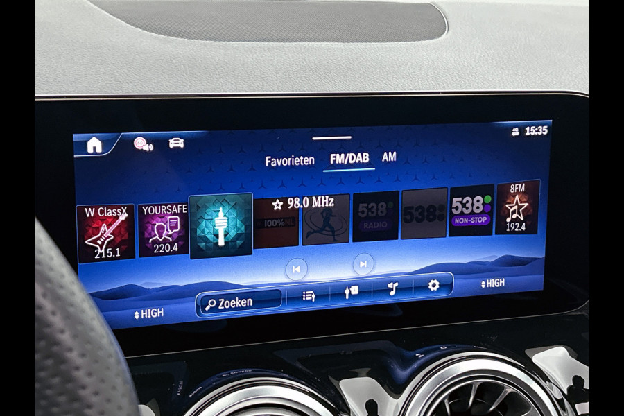 Mercedes-Benz B-Klasse 250 e Business Solution AMG AMG Line | Night Pakket | Panorama Schuif-Kanteldak | Memory Voorstoelen | Parkeerpakket met 360°-camera. MB-paasweekend